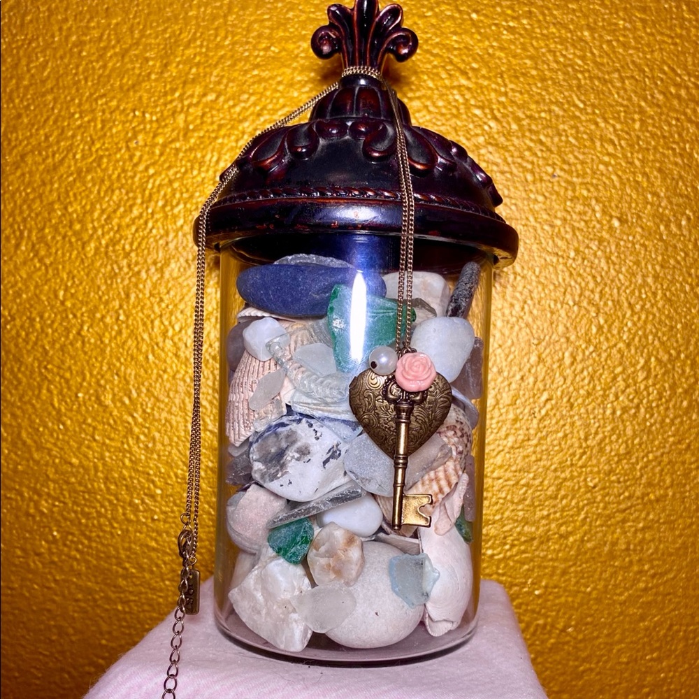 Heart charm locket necklace